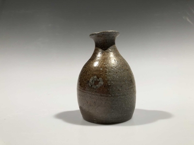2018-07-26_woodfire-stoneware-vase-3c.jpg