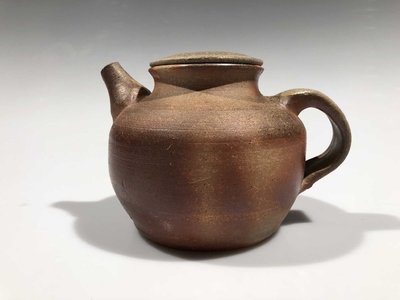 2018-07-26_woodfire-stoneware-teapot-1a.jpg