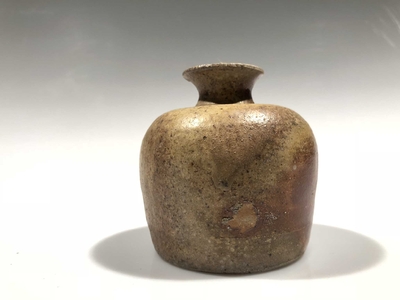 2018-07-26_woodfire-stoneware-vase-2b.jpg
