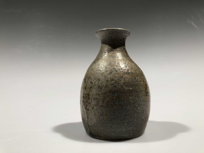 2018-07-26_woodfire-stoneware-vase-3b.jpg