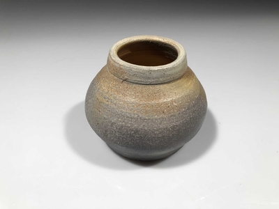 2019-09-01_woodfire-stoneware-vase-8.jpg